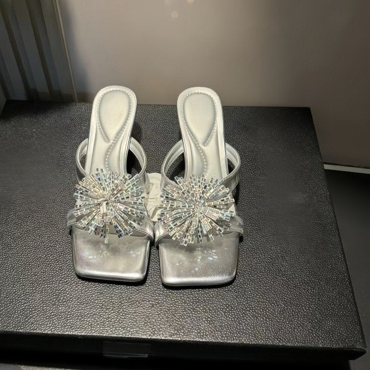 2026 spring/summer rhinestone chain high-end square-toe non-slip high heel sandals.