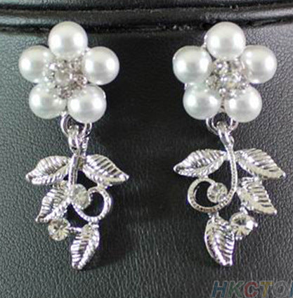 Alloy bridal sleeve chain, pearl leaf set chain