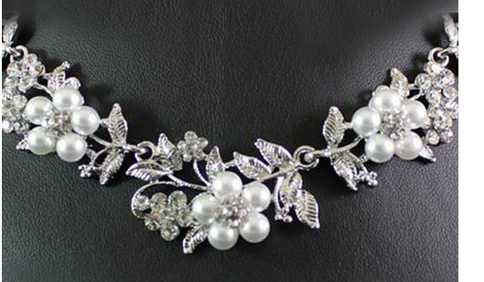 Alloy bridal sleeve chain, pearl leaf set chain