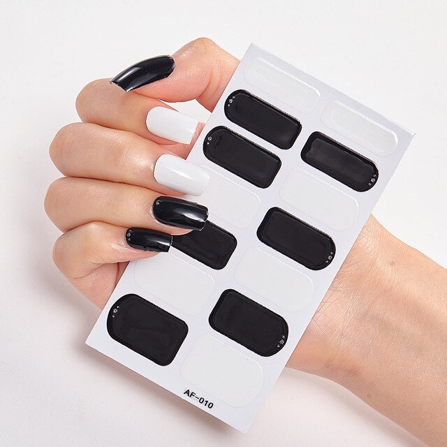 Creative Nail Art & Trendy Polish Strips