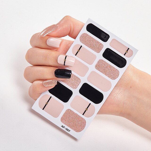Creative Nail Art & Trendy Polish Strips