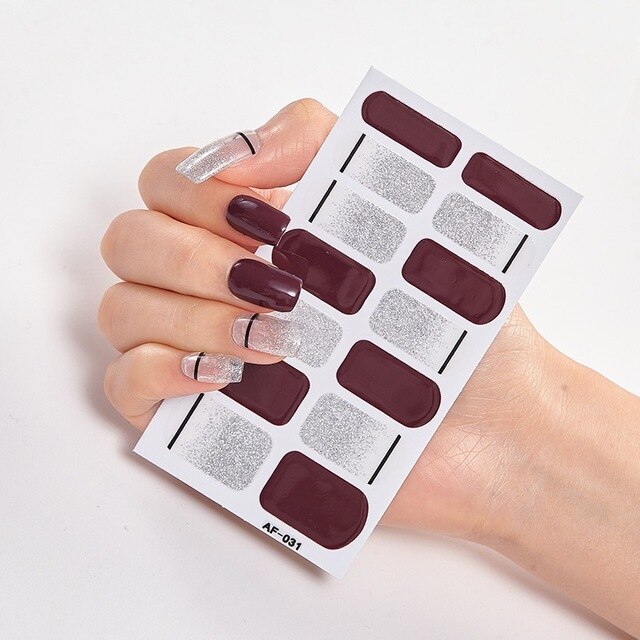 Creative Nail Art & Trendy Polish Strips