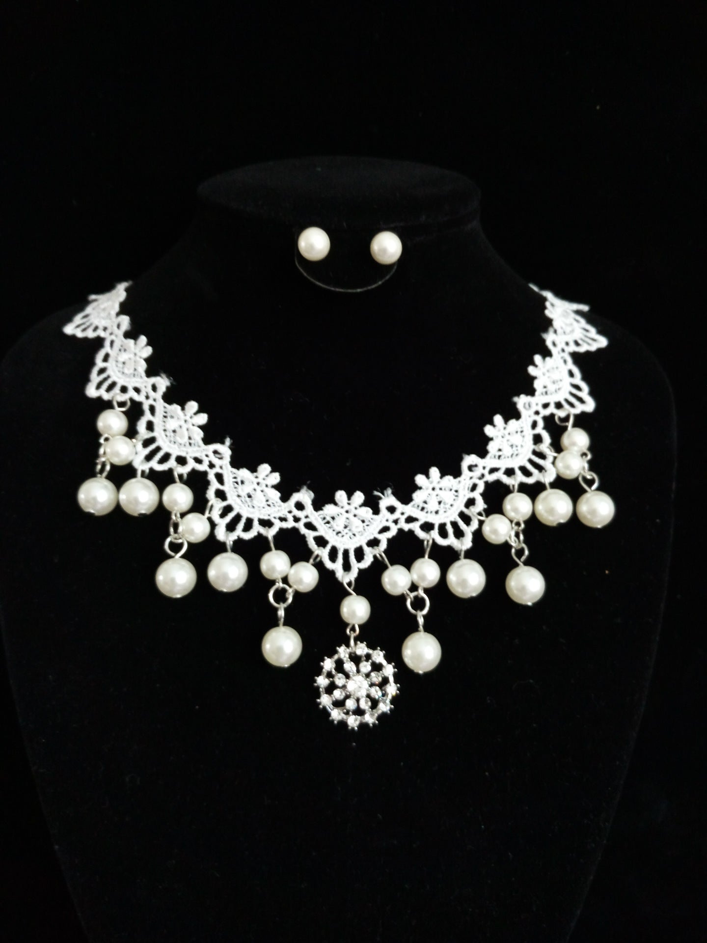 high-end accessories pendant set