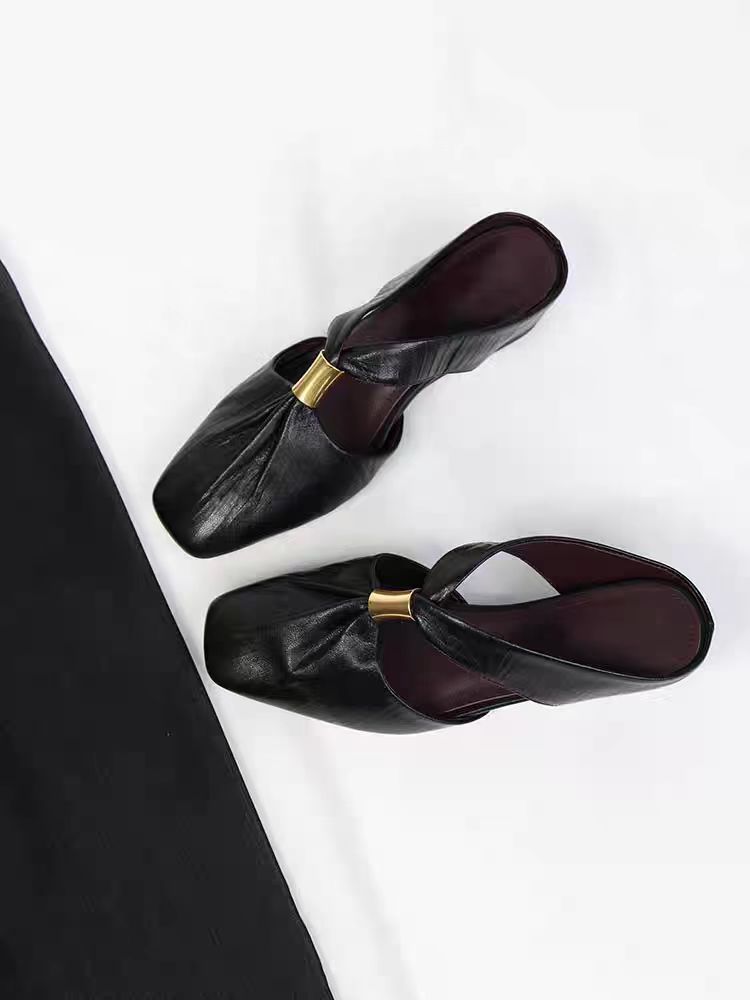 Womens French-toe Slippers With Pleated Sheepskin Lining