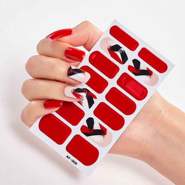 Creative Nail Art & Trendy Polish Strips