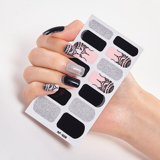 Creative Nail Art & Trendy Polish Strips