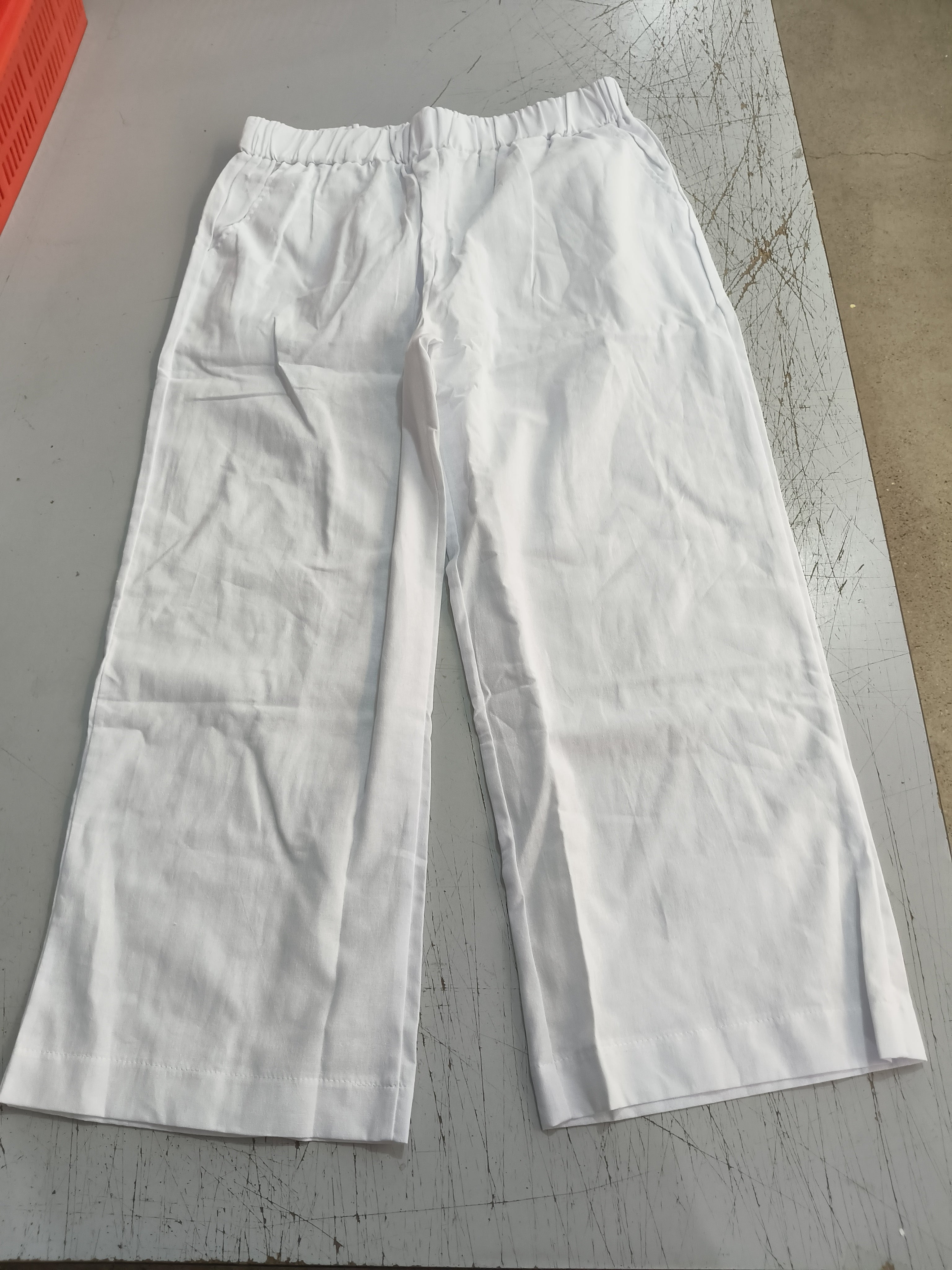 Minimalist Solid Straight-Leg Trousers