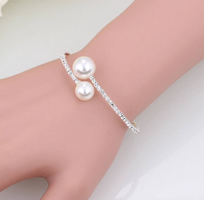 The bride wedding accessories crystal pearl diamond drill collar Necklace Bracelet