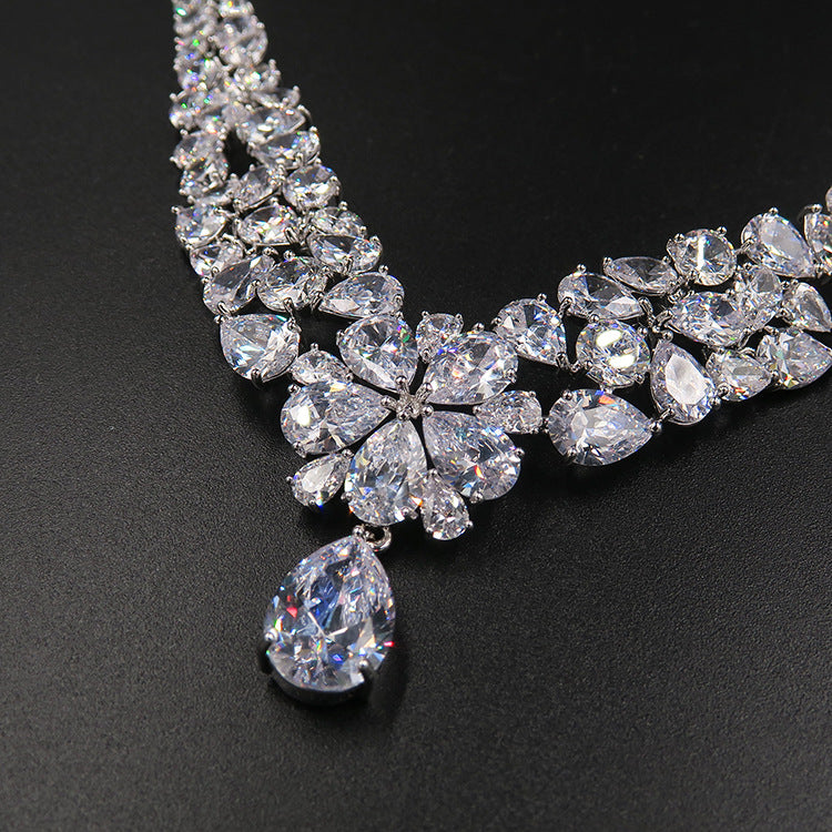 Bride headdress crown necklace three piece Earrings Korean wedding wedding wedding jewelry