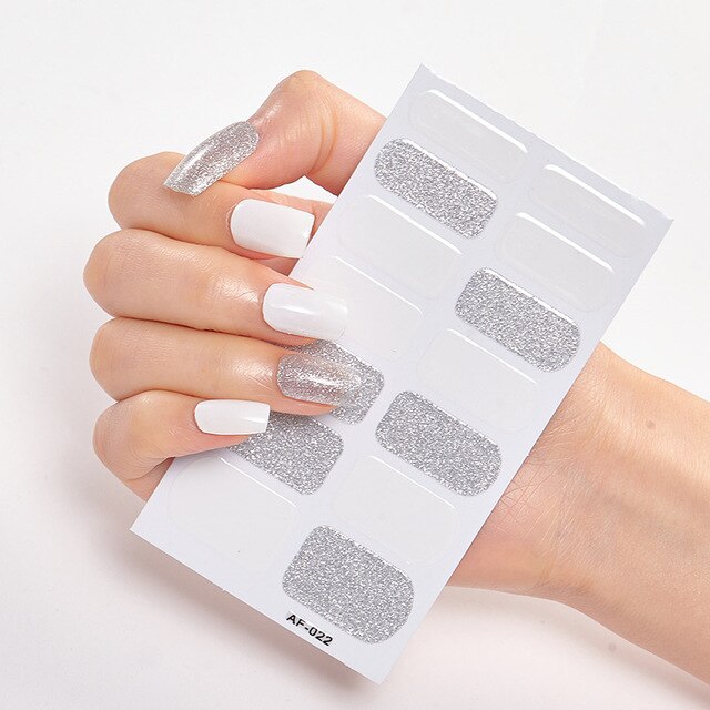 Creative Nail Art & Trendy Polish Strips