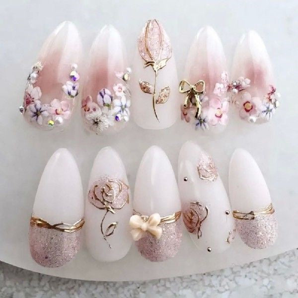 24pcs Almond Flower Aurora Nails