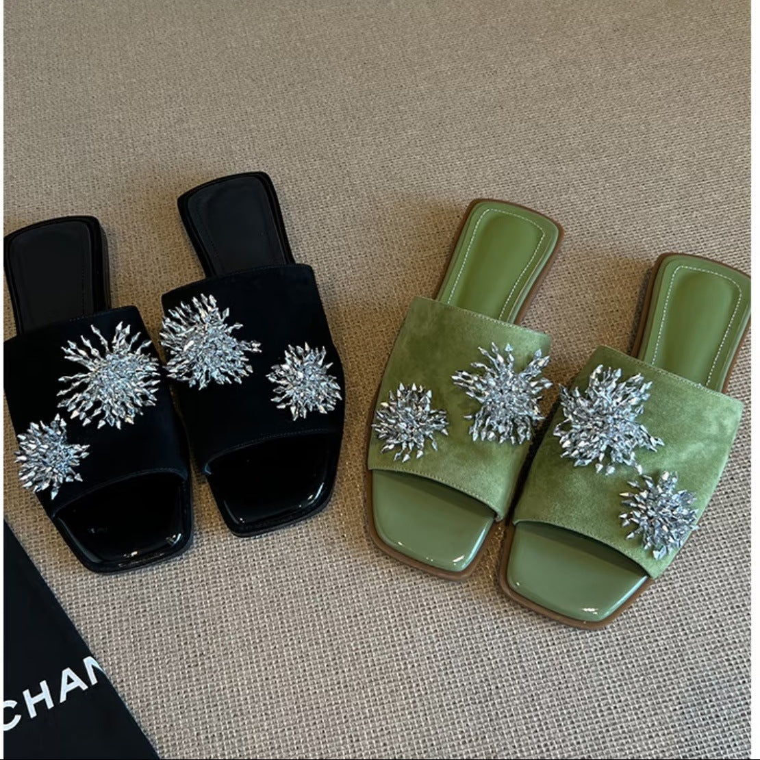 Summer New All-Match Black Sophisticated French-Style Flat Sandals