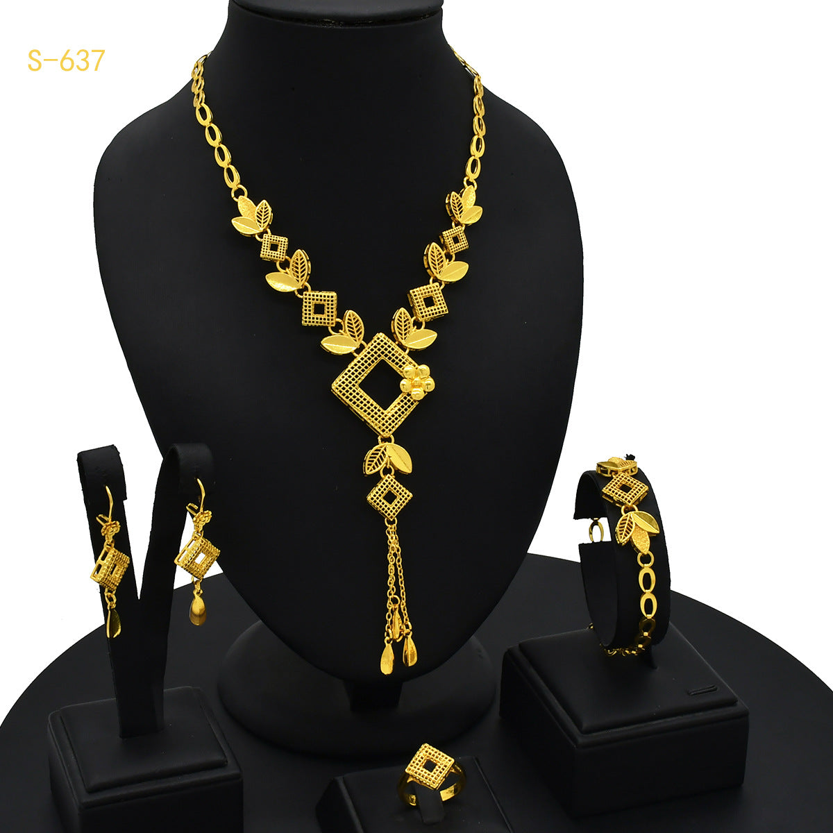 24K Gold Plated Arabic Women's Bridal Jewelry Suit