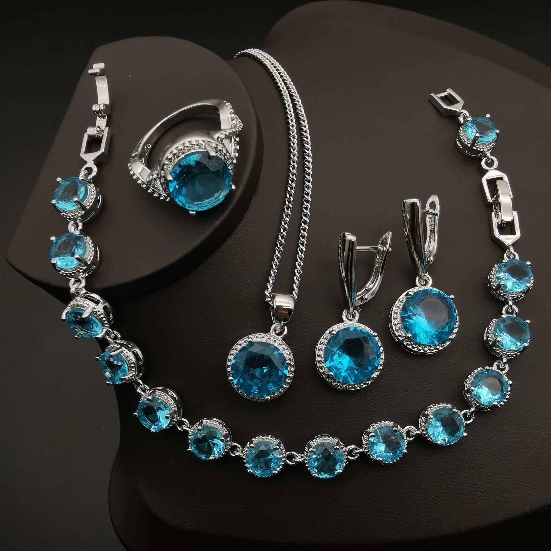 Style Jewelry Round Diamond 4 PCs Set