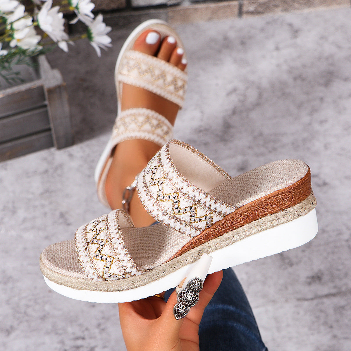 Women’s woven wavy-pattern wedge sandals with wide strap, ethnic summer style.