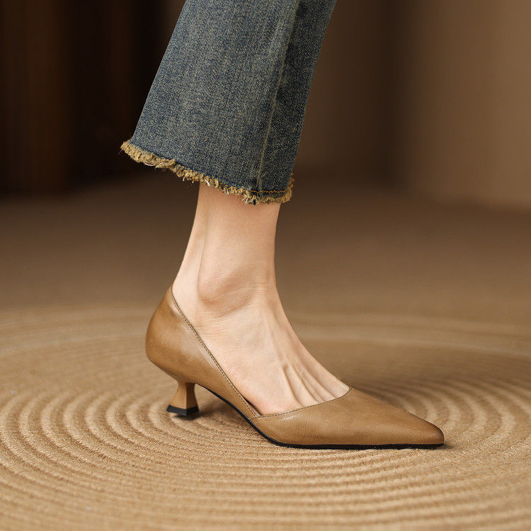 Women's Retro French-Style Pointed-Toe High Heels