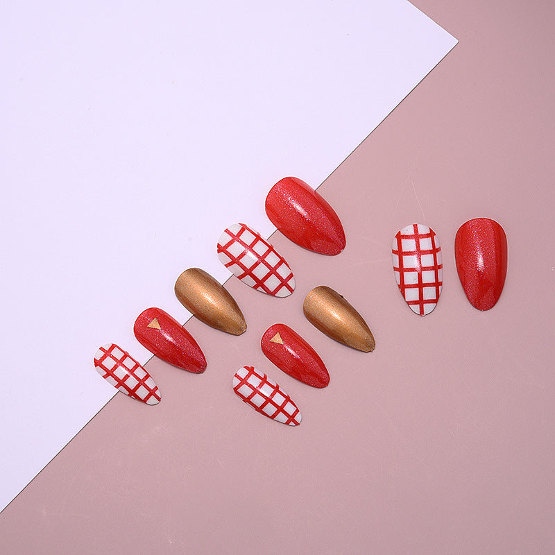 Finished Fake Nails
