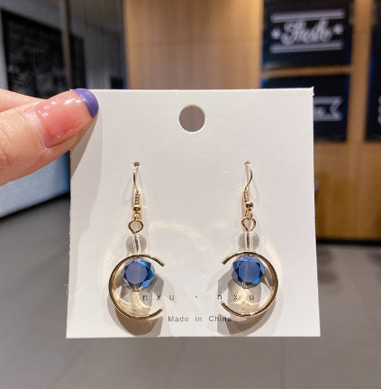 Ins Simple And Small Women's Fashion Sense Temperament Pearl Earrings
