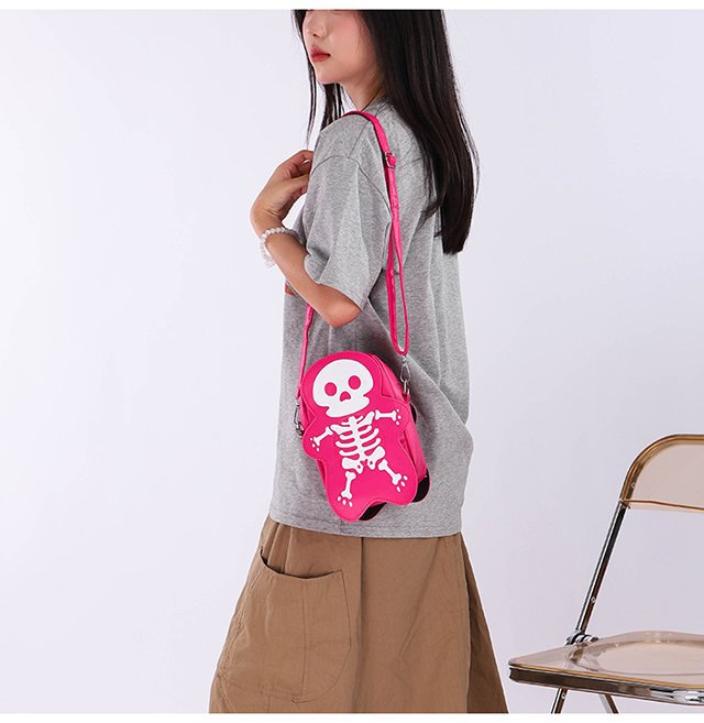 Women’s Halloween skull crossbody bag, small Y2K messenger style.