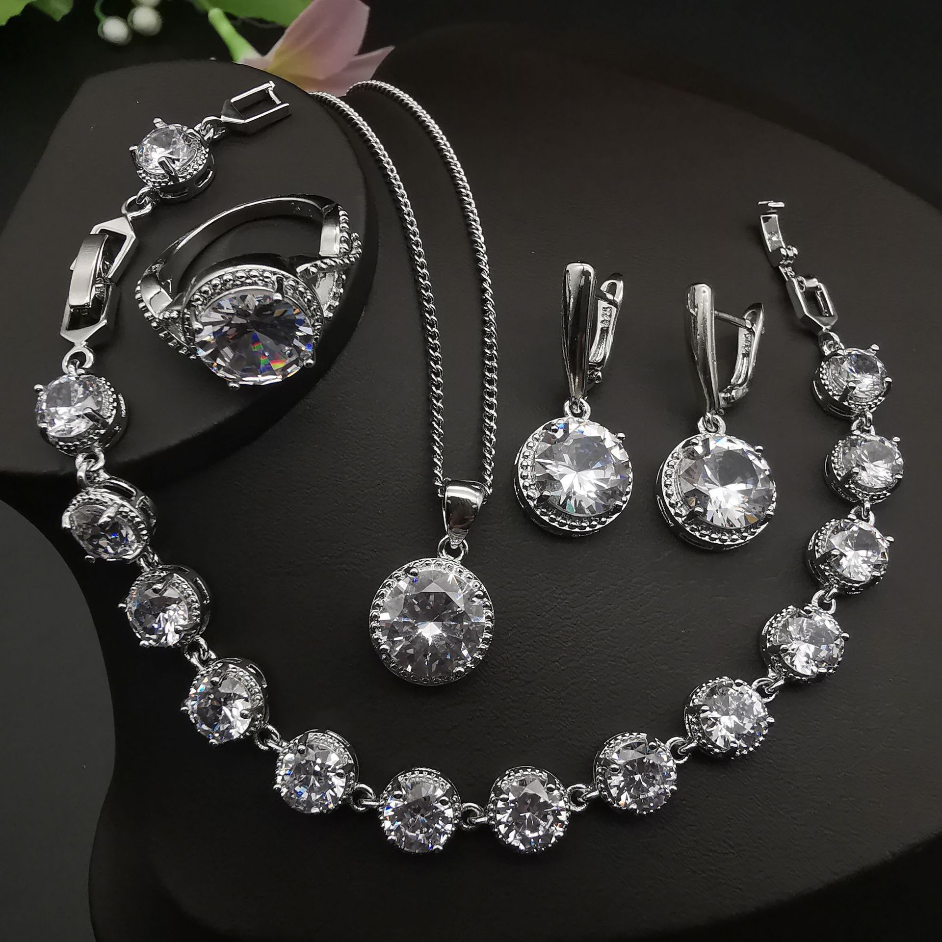 Style Jewelry Round Diamond 4 PCs Set