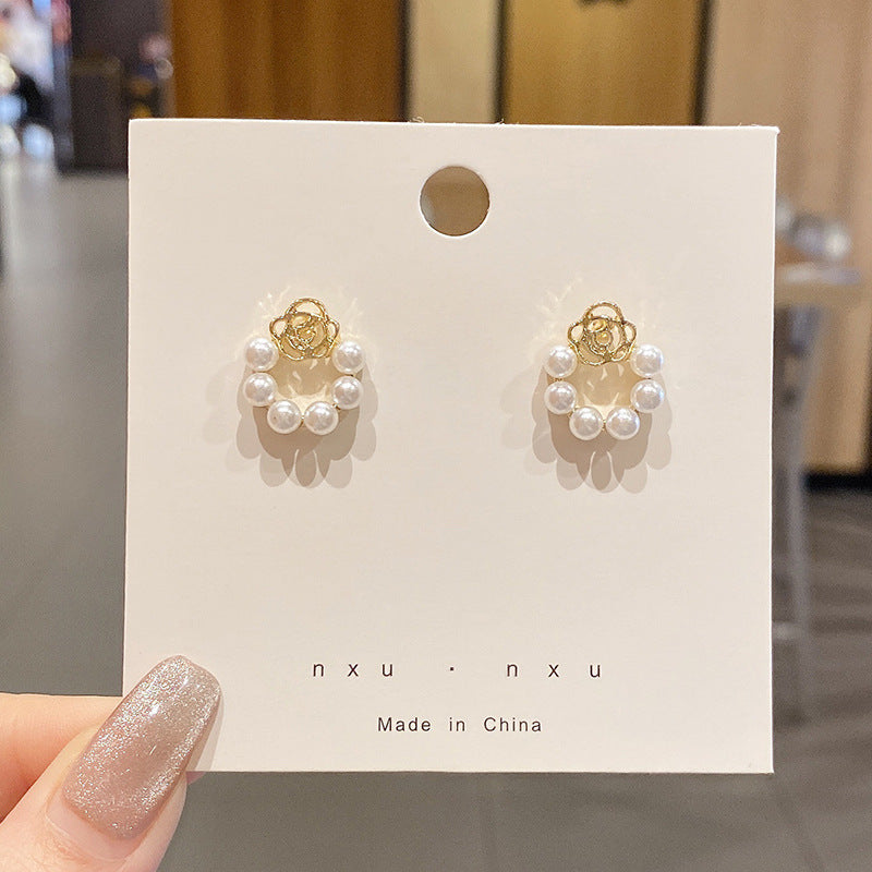 Ins Simple And Small Women's Fashion Sense Temperament Pearl Earrings
