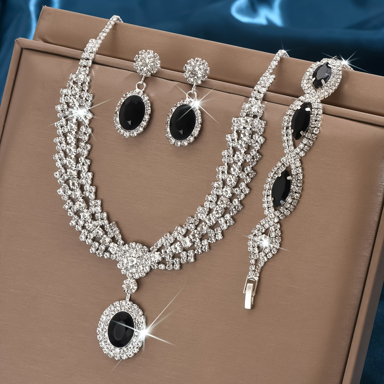 Style Elegant Luxury Sapphire Necklace Set Of Four Pieces